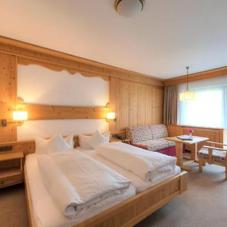 Troschana Hotel 4*