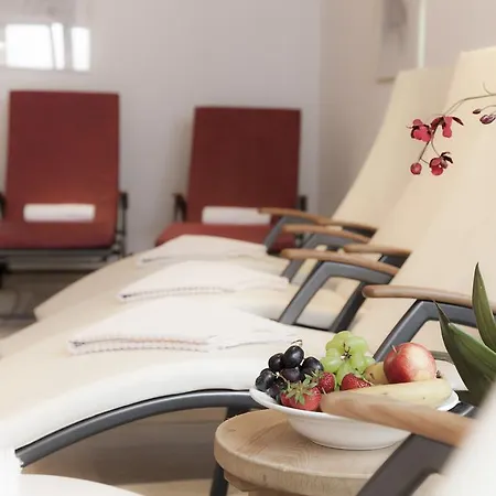 Troschana Hotel 4*